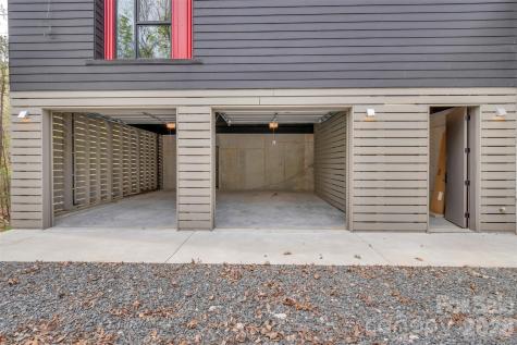 386 Squirrel Lane Clover SC 29710