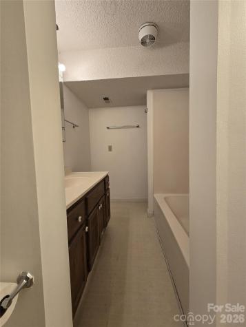 8 Shadywood Circle Asheville NC 28803