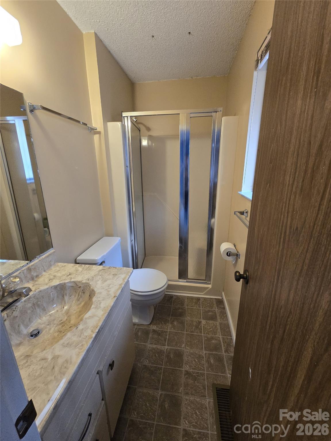 8 Shadywood Circle Asheville NC 28803