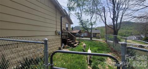 60 Mingus Street Canton NC 28716