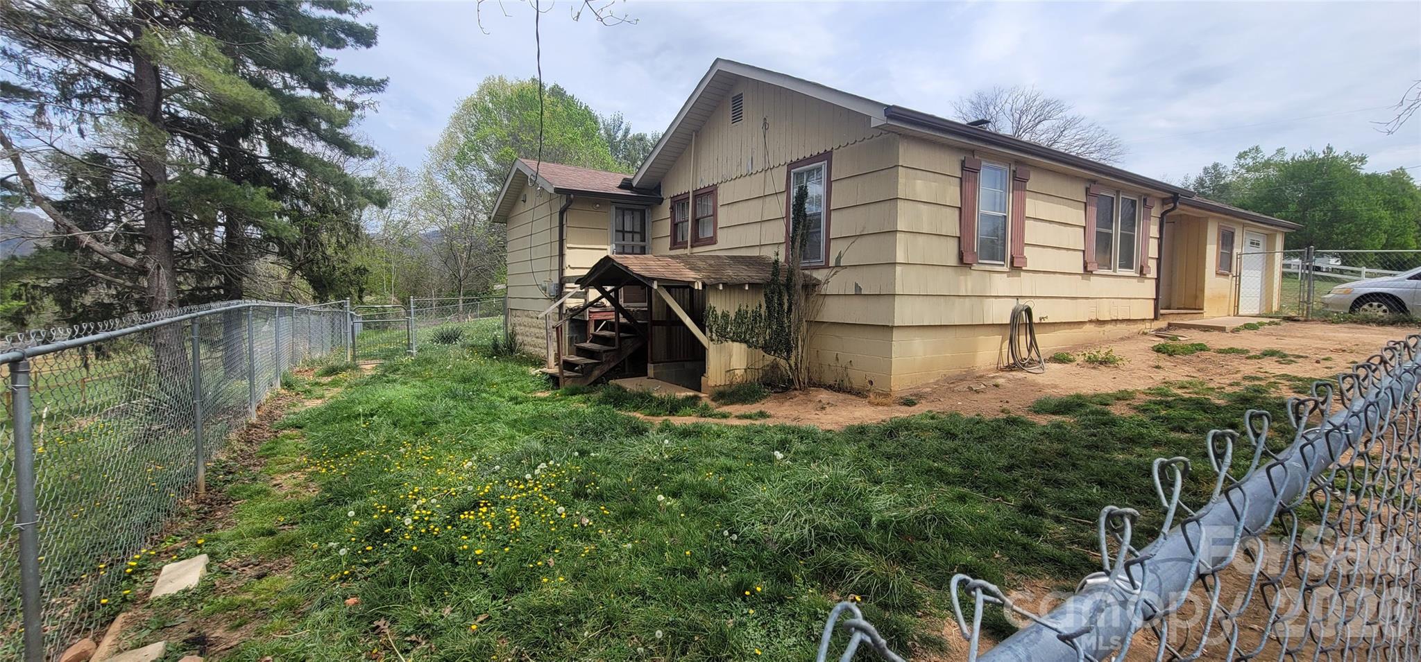 60 Mingus Street Canton NC 28716