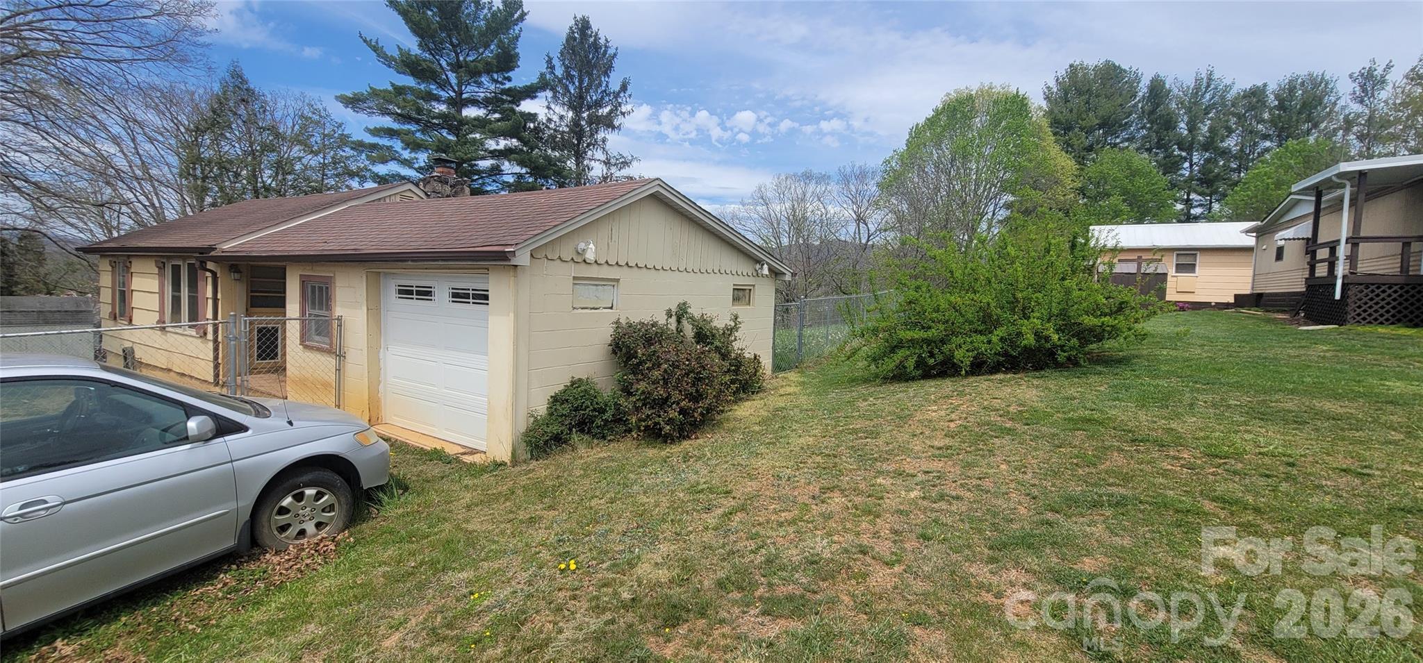 60 Mingus Street Canton NC 28716
