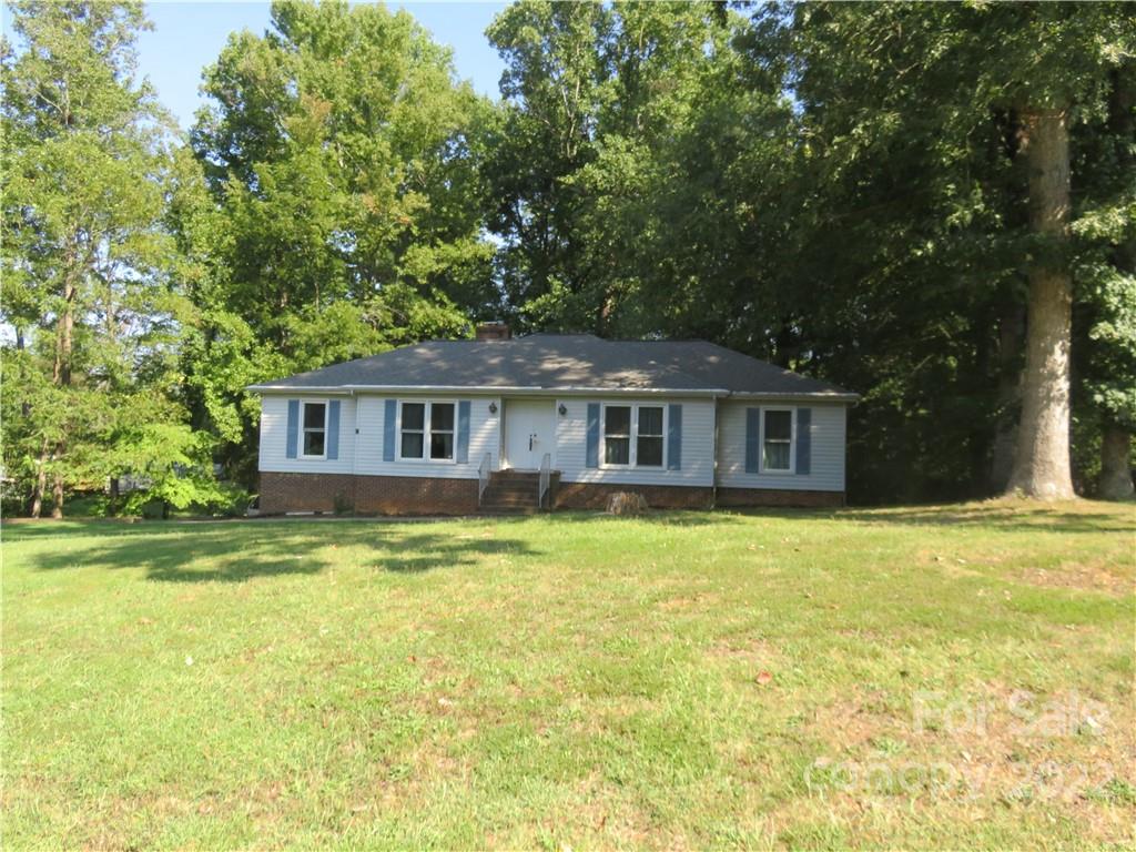 1631 N Oak Drive Shelby NC 28150