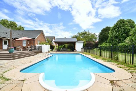 2914 Weatherfield Drive Lincolnton NC 28092