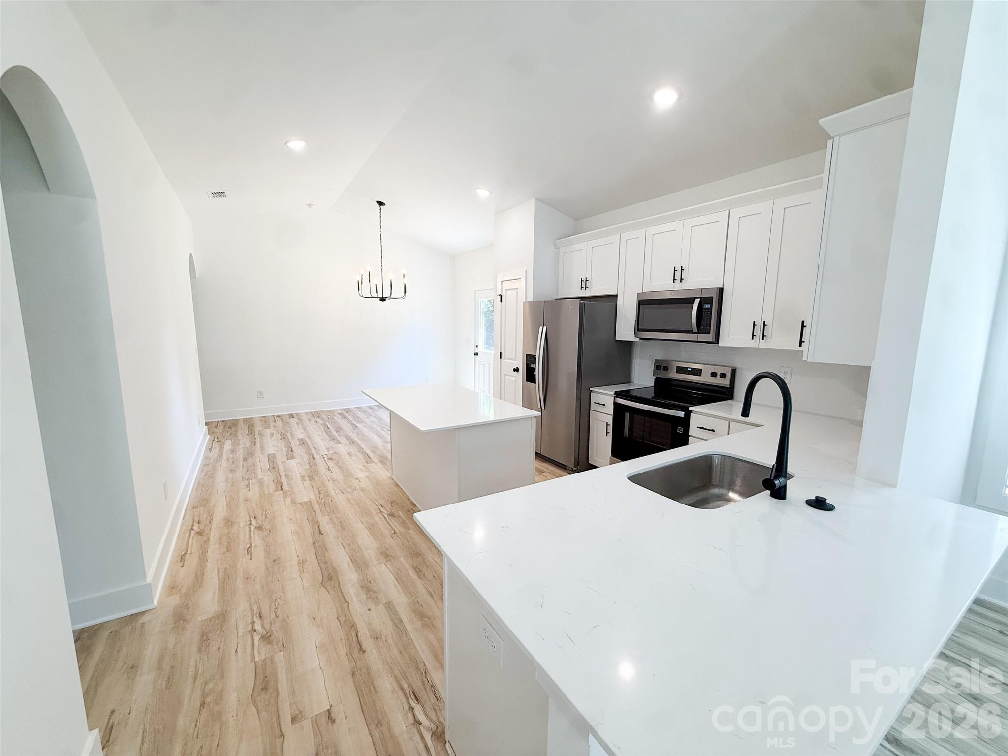 707 Robin Avenue Kannapolis NC 28081