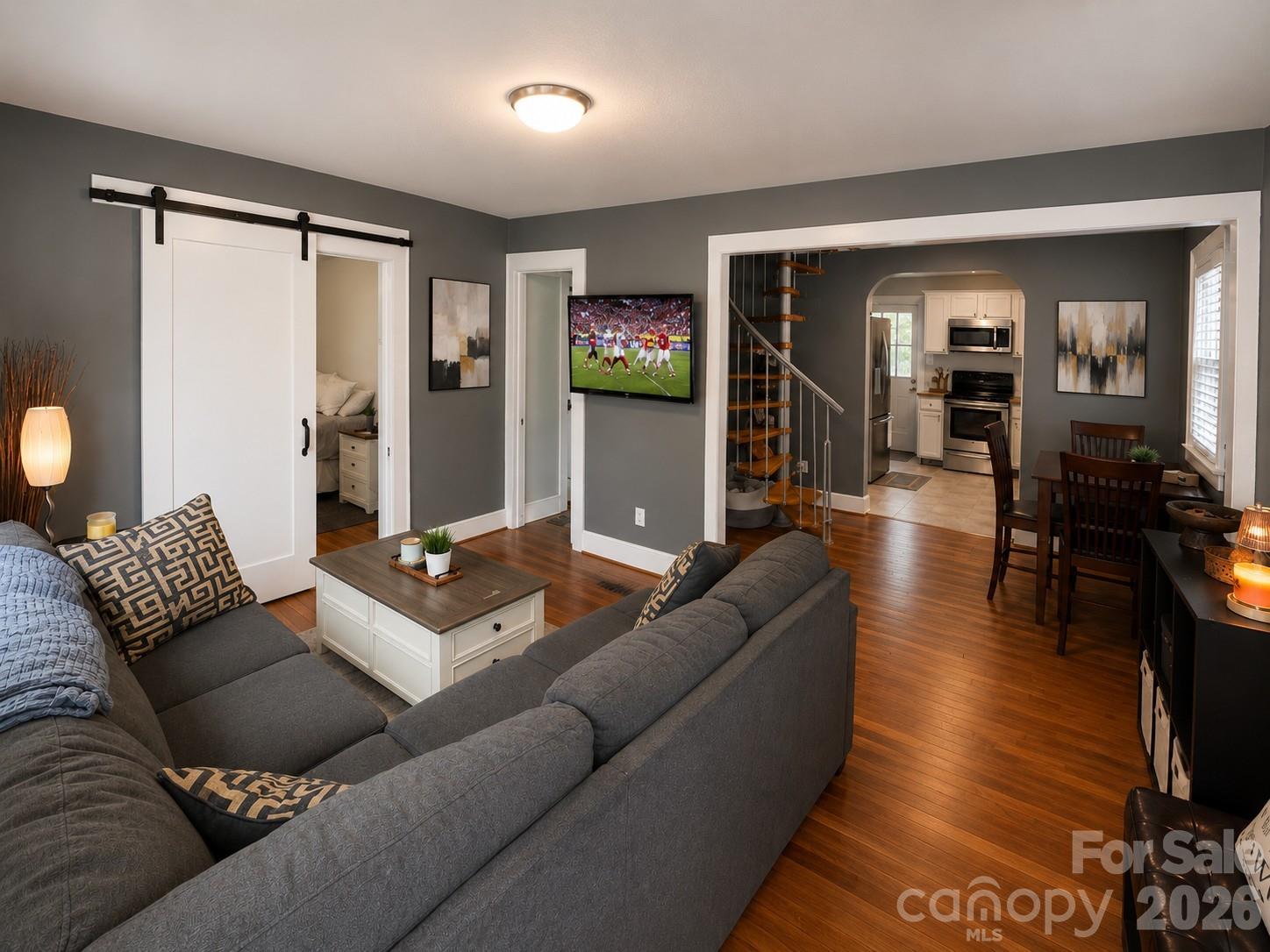 36 20th Avenue NE Hickory NC 28601