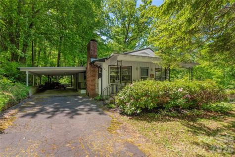 868 Cabin Flats Road Cullowhee NC 28723