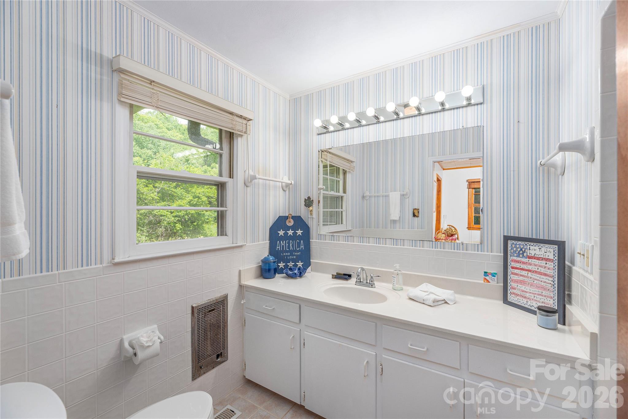 868 Cabin Flats Road Cullowhee NC 28723