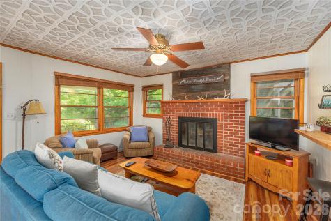 868 Cabin Flats Road Cullowhee NC 28723