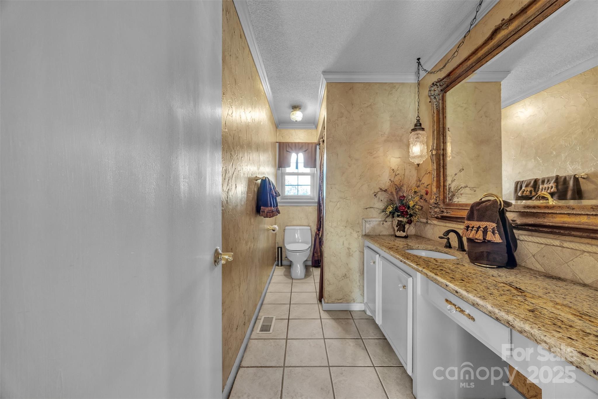 840 Happy Plains Road Taylorsville NC 28681
