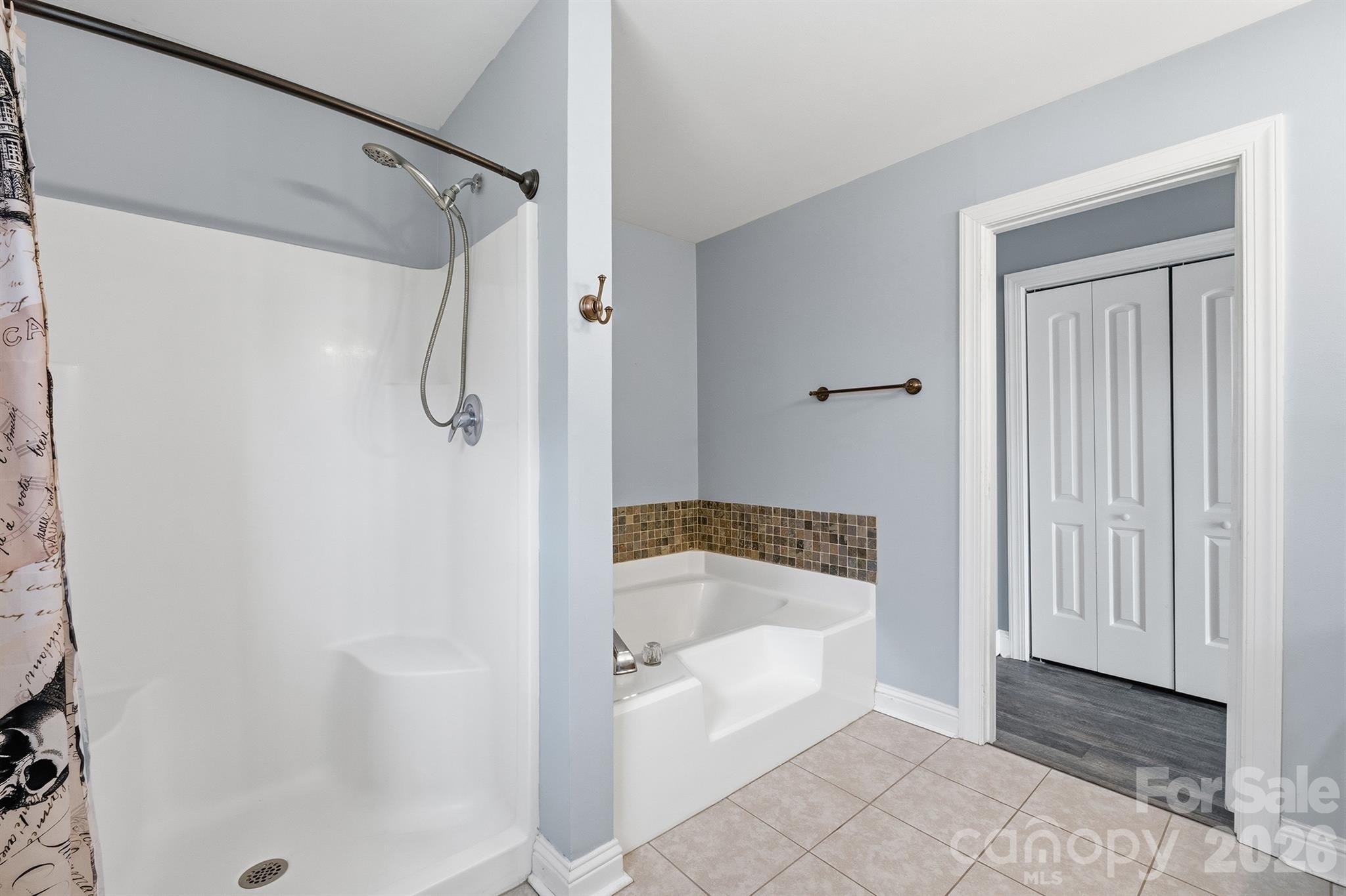 193 Red Hawk Lane Olin NC 28660