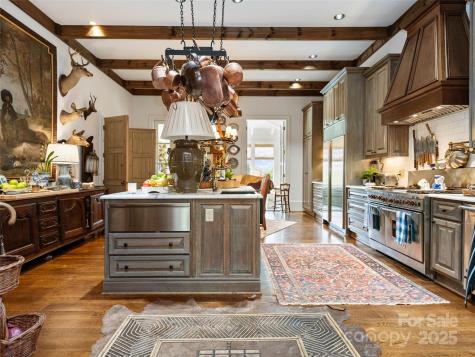 13084 Canada Road Tuckasegee NC 28783