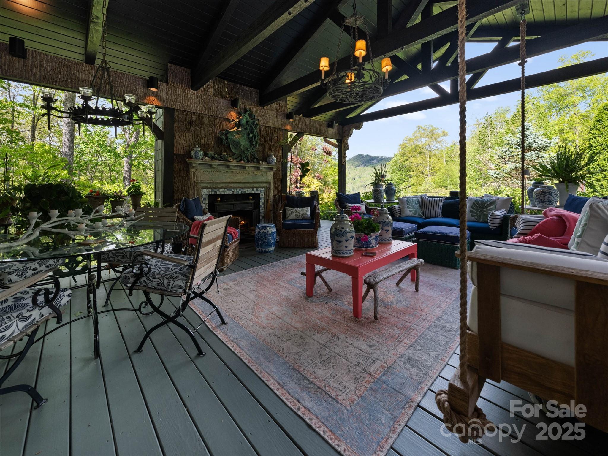 13084 Canada Road Tuckasegee NC 28783