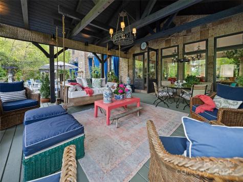 13084 Canada Road Tuckasegee NC 28783