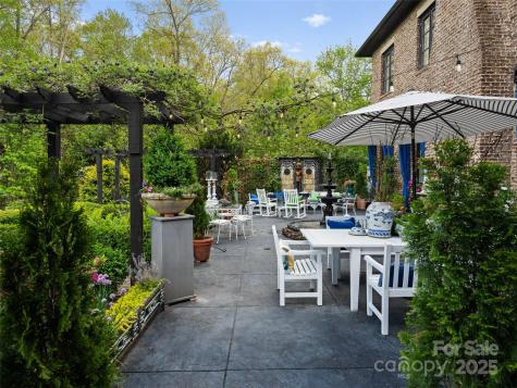 13084 Canada Road Tuckasegee NC 28783