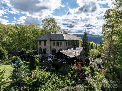 13084 Canada Road Tuckasegee NC 28783