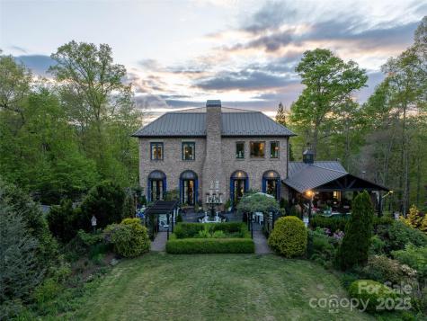 13084 Canada Road Tuckasegee NC 28783
