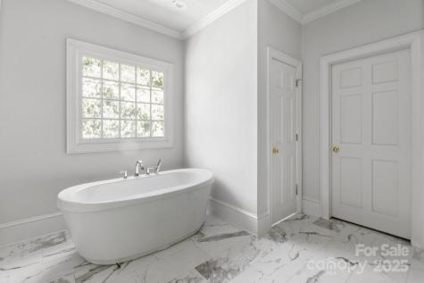 127 N Main Street Belmont NC 28012