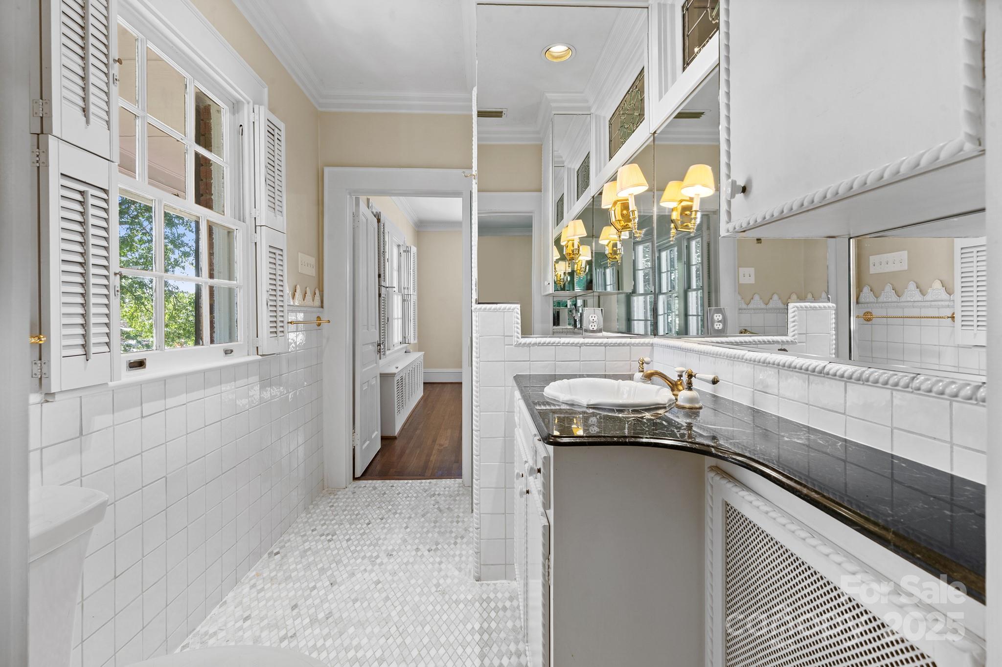 127 N Main Street Belmont NC 28012