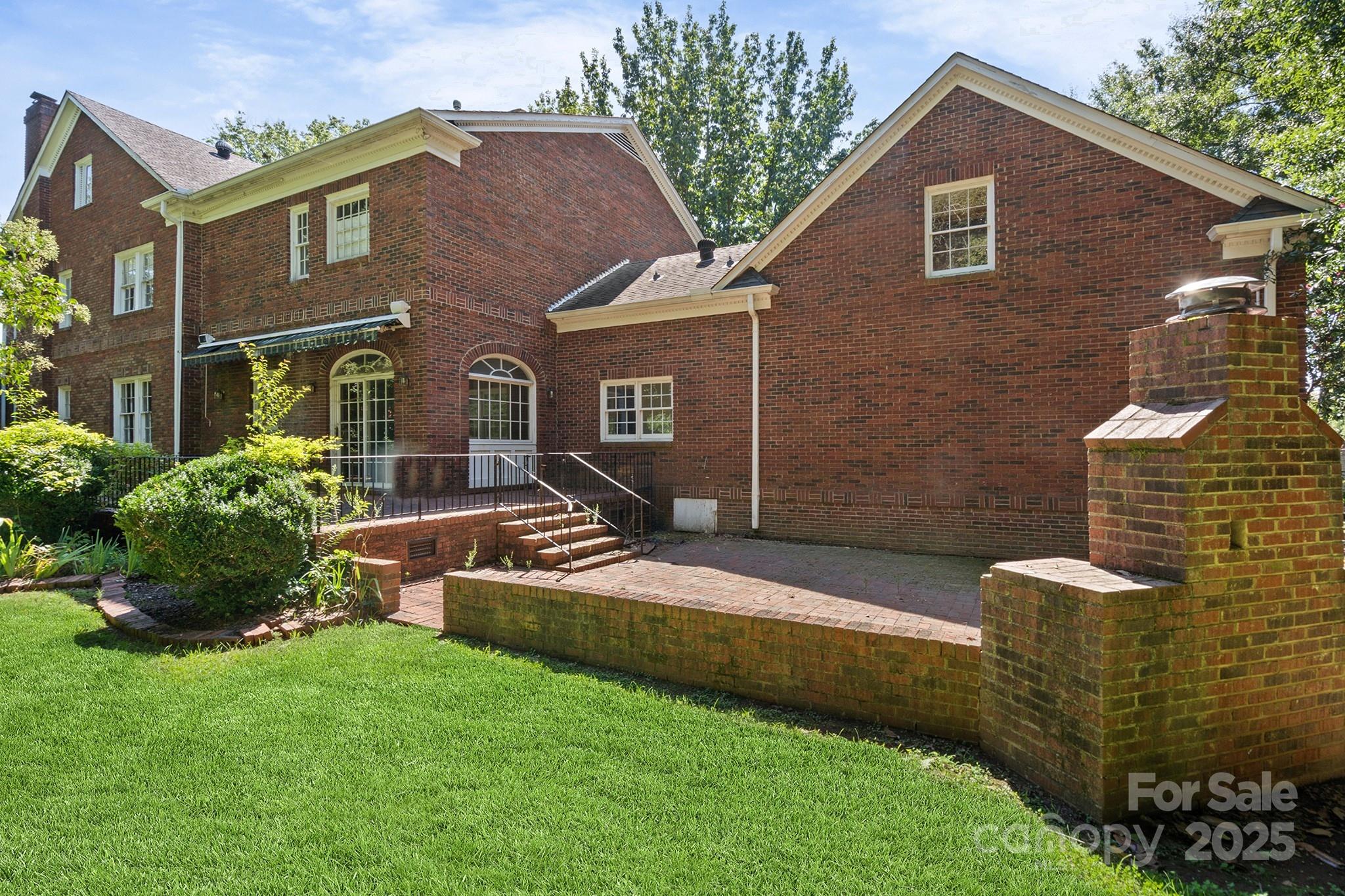 127 N Main Street Belmont NC 28012