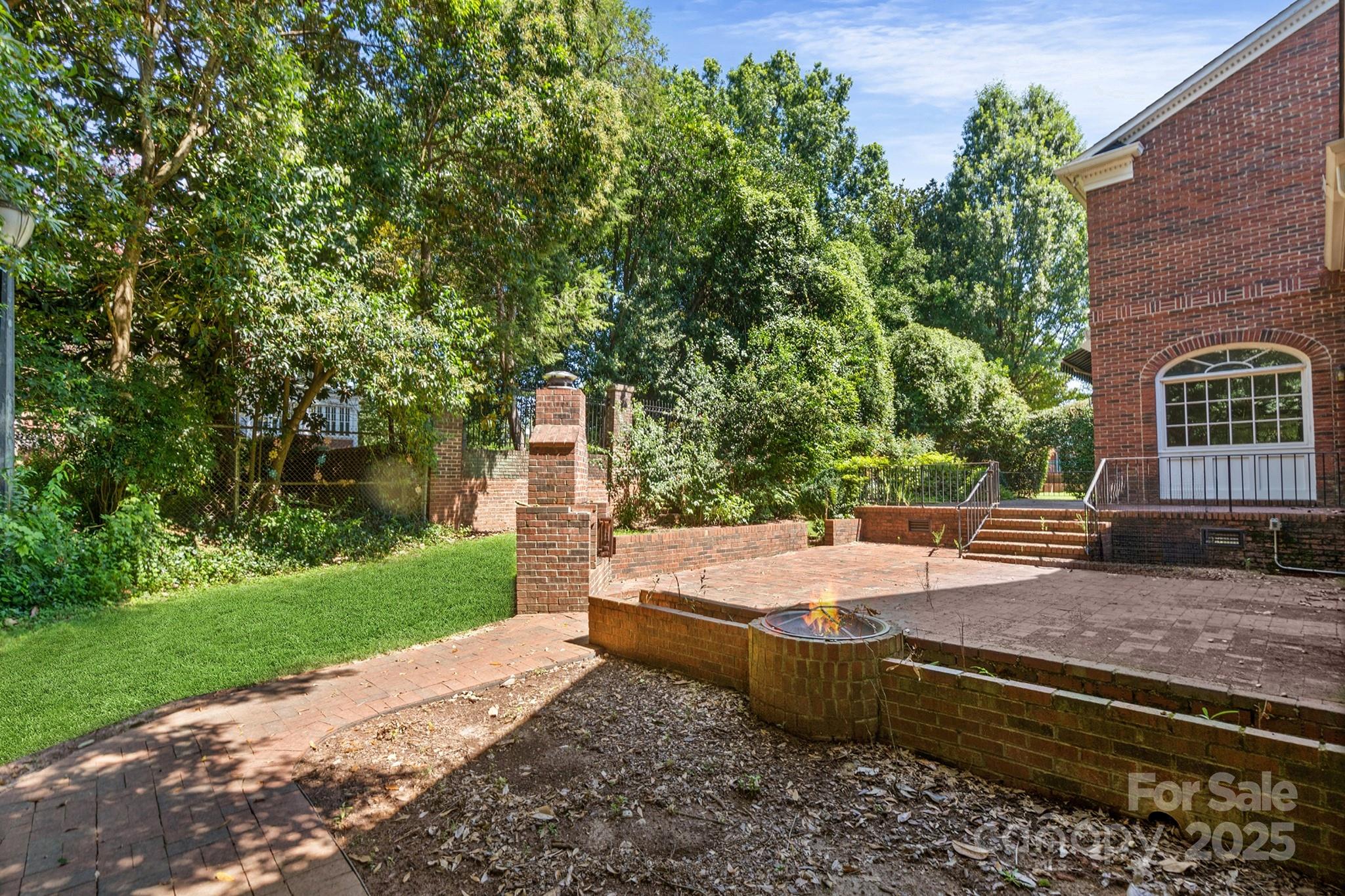 127 N Main Street Belmont NC 28012