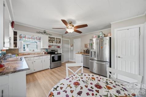 122 Settlemyre Road Morganton NC 28655