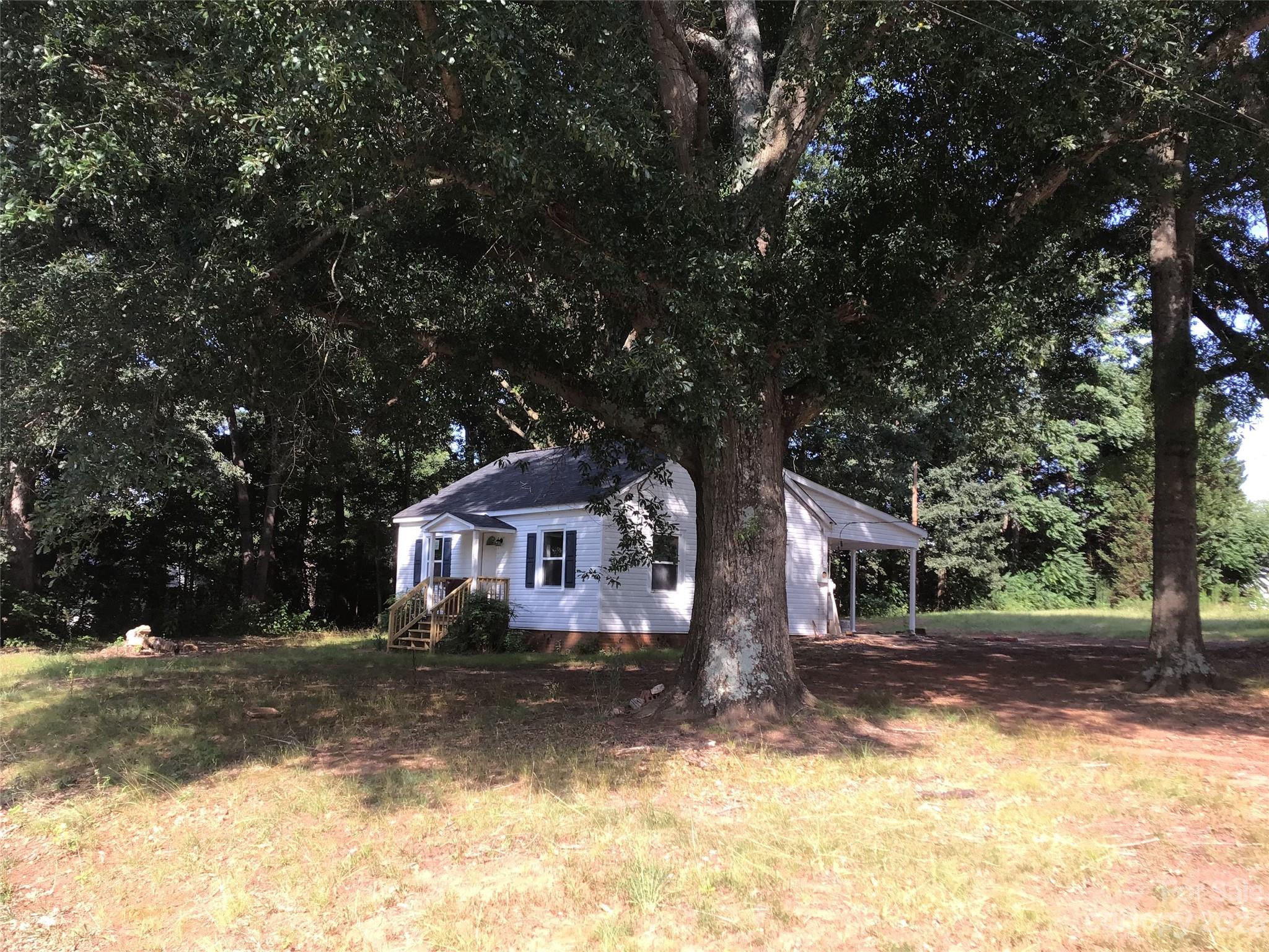 158 Barnes Lane Stony Point NC 28678