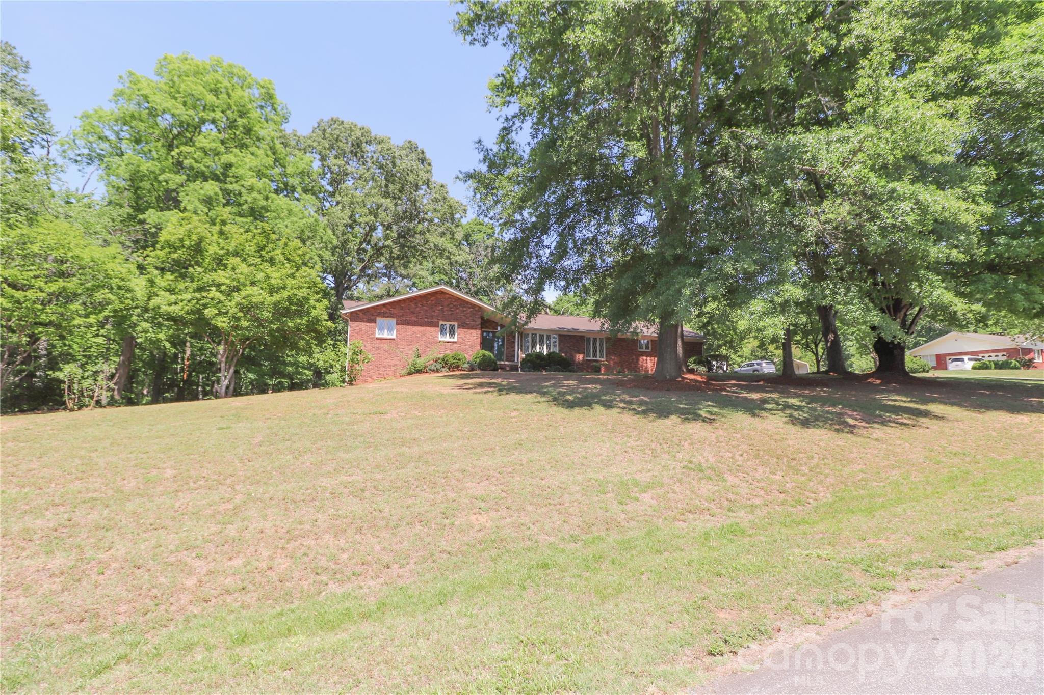 112 Forest Avenue NE Valdese NC 28690