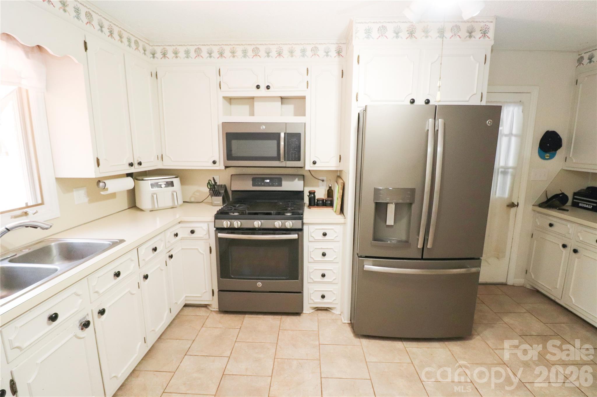 112 Forest Avenue NE Valdese NC 28690