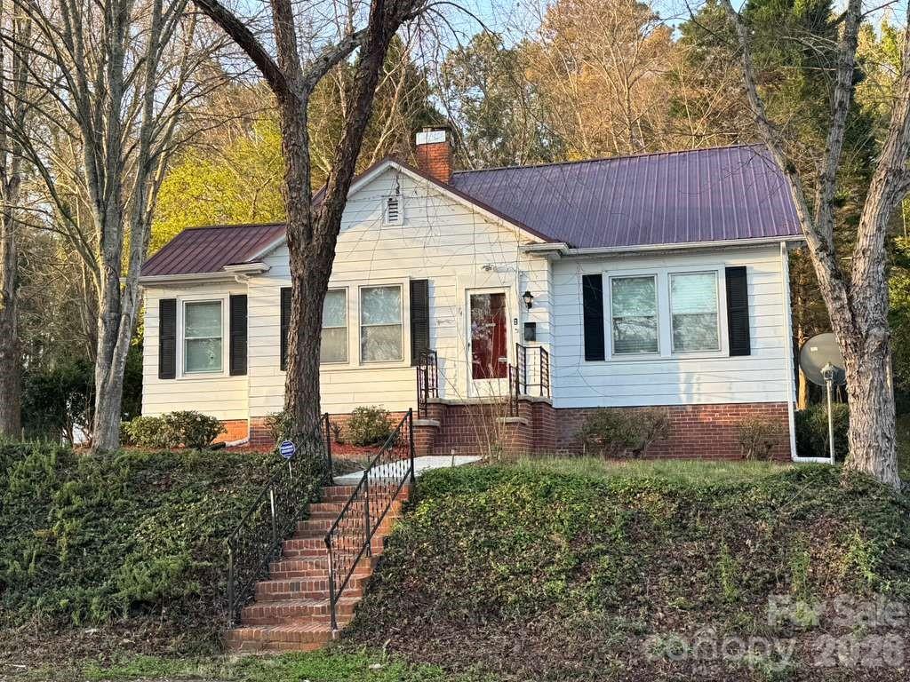 741 W Brooklyn Avenue Lancaster SC 29720