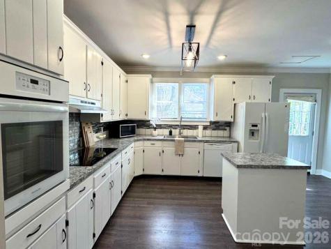 741 W Brooklyn Avenue Lancaster SC 29720