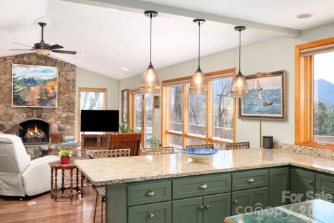 25 New Morning Place Leicester NC 28748