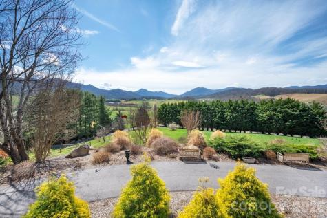 25 New Morning Place Leicester NC 28748