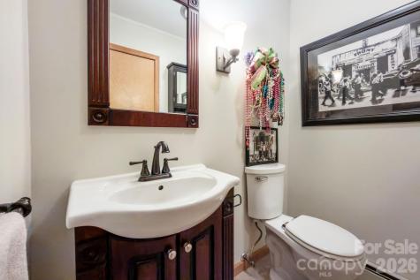 25 New Morning Place Leicester NC 28748