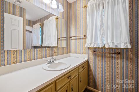 112 Julia Drive Lincolnton NC 28092