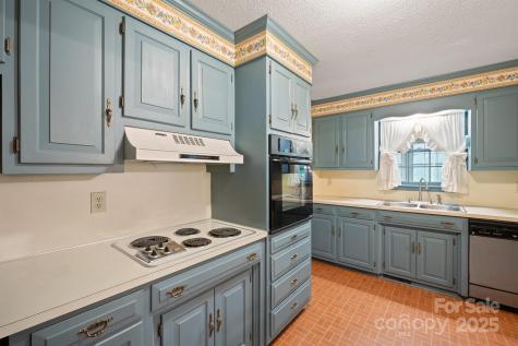 112 Julia Drive Lincolnton NC 28092