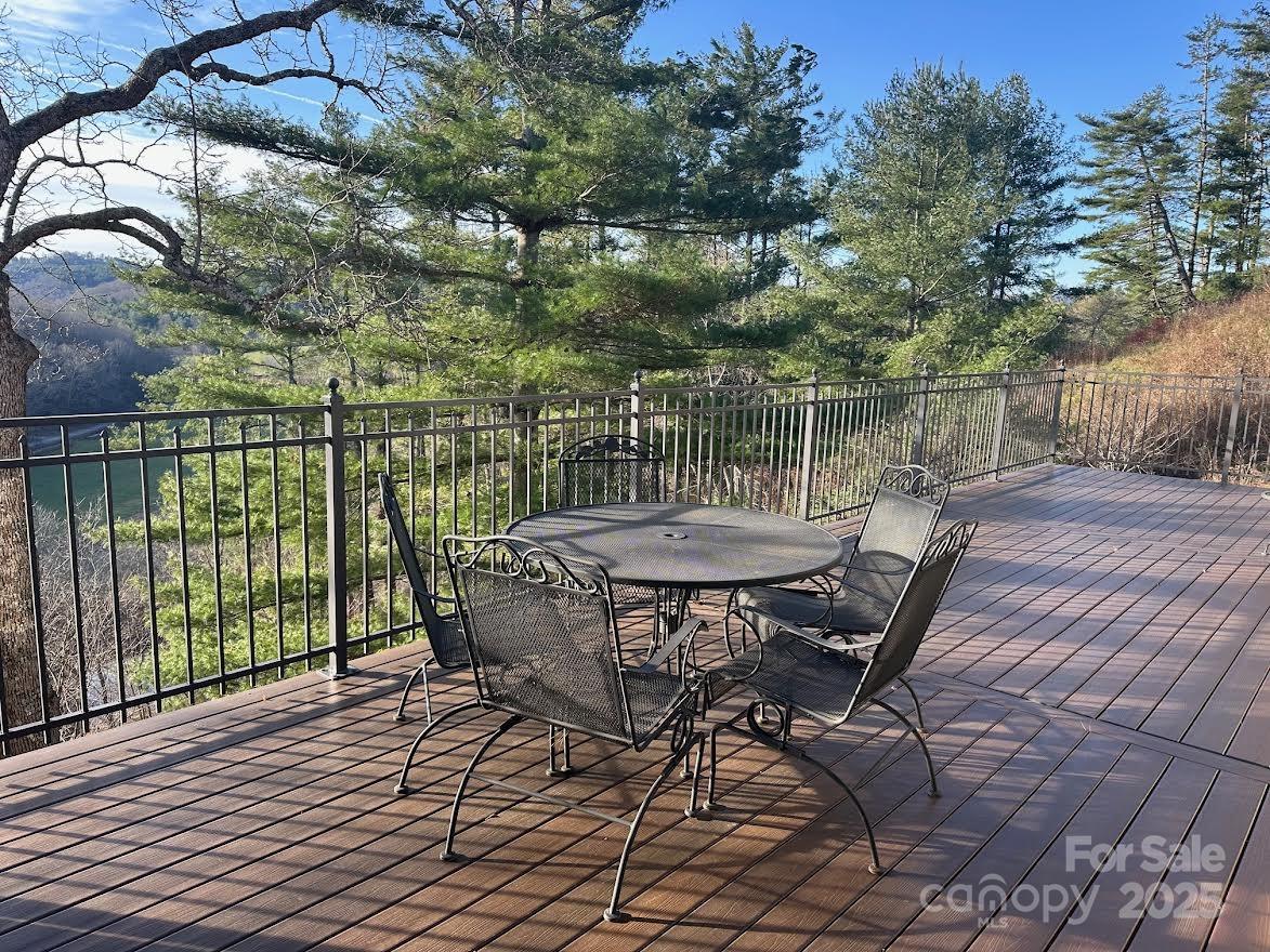 520 E Landing Ridge Circle Jefferson NC 28640