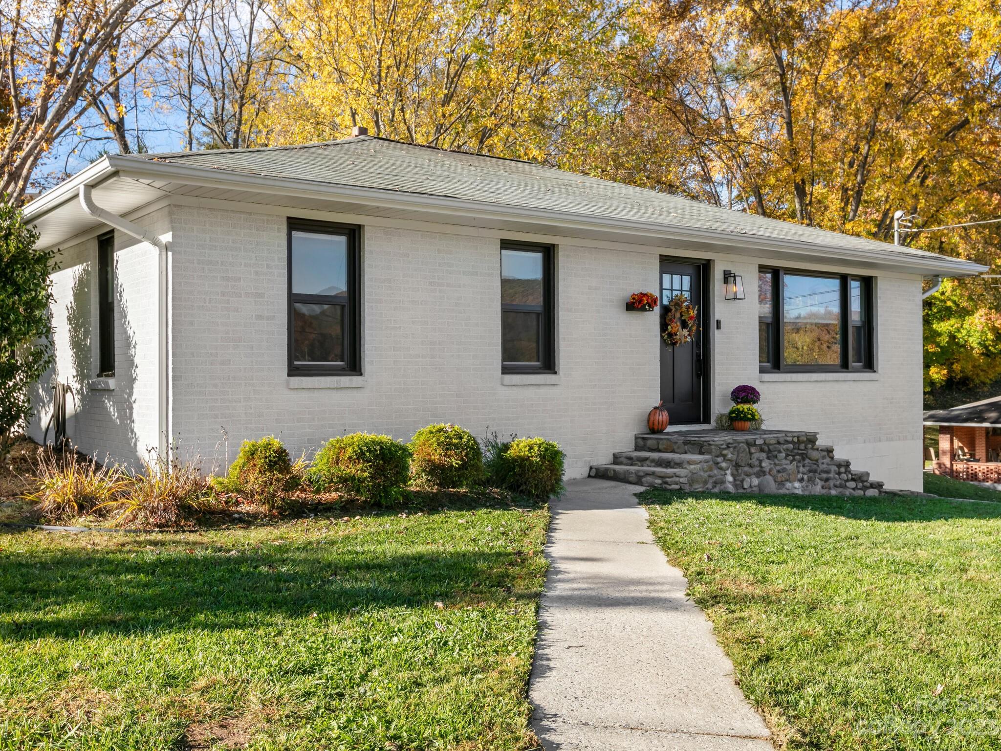 43 Boydston Street Canton NC 28716