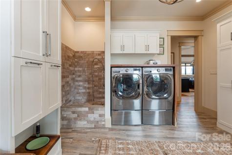 170 Bear View Road Weaverville NC 28787