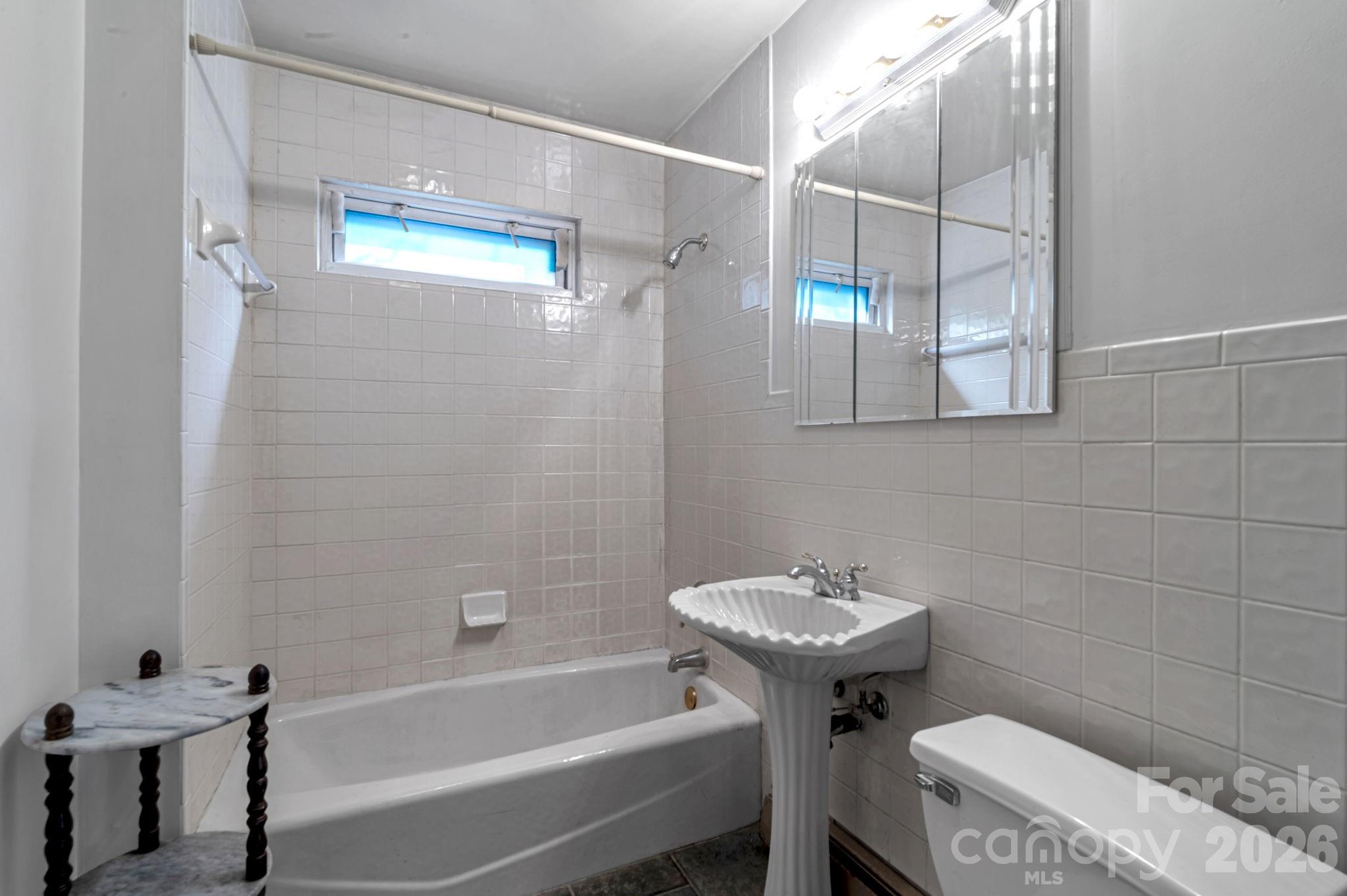 257 Pine Street Black Mountain NC 28711