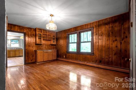 257 Pine Street Black Mountain NC 28711