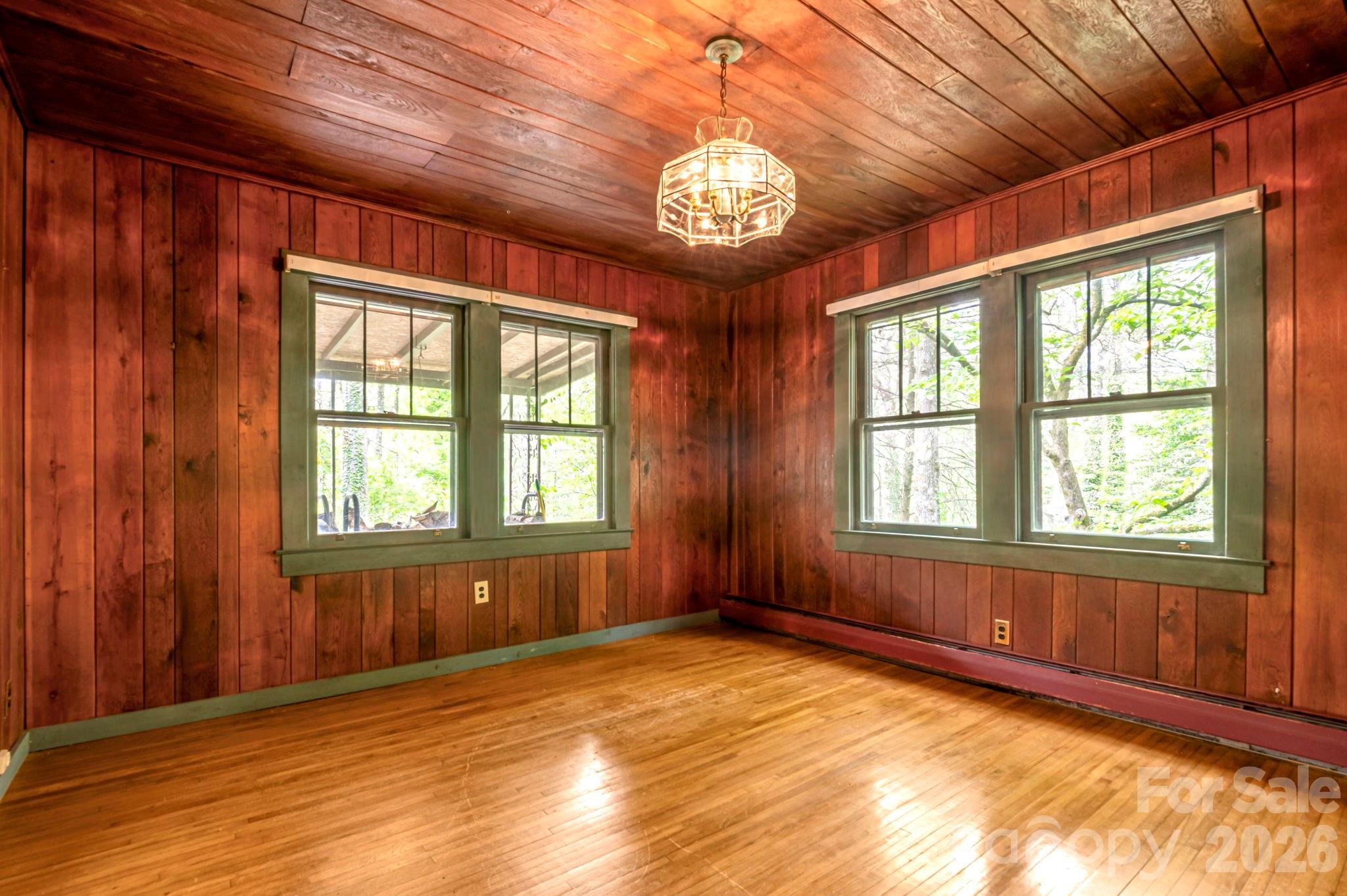 257 Pine Street Black Mountain NC 28711