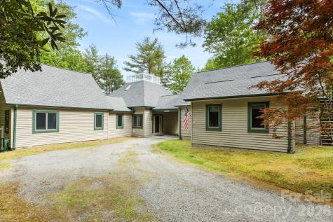 1592 Eagle Lake Drive Brevard NC 28712