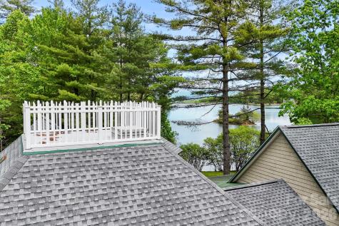 1592 Eagle Lake Drive Brevard NC 28712