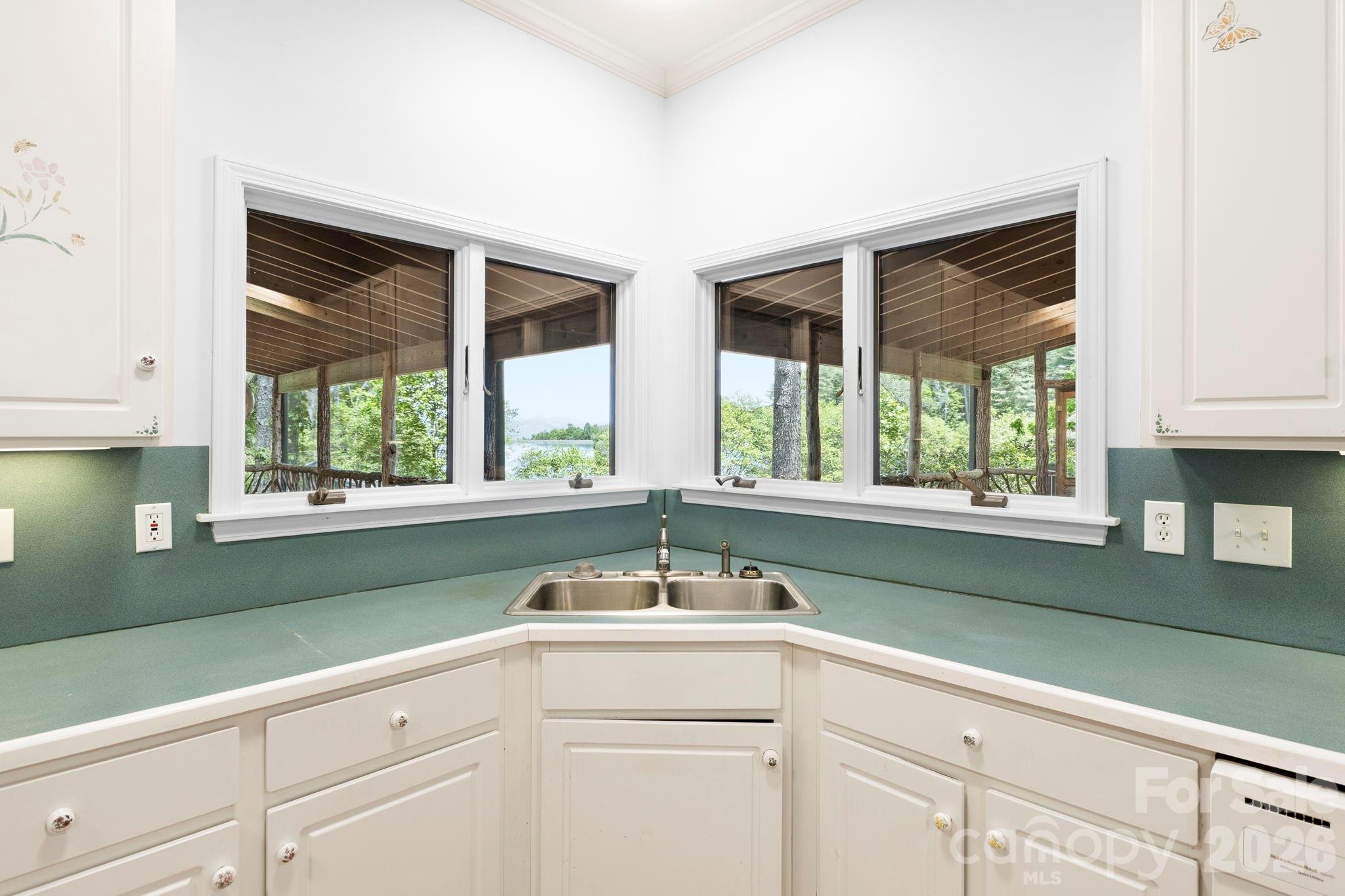 1592 Eagle Lake Drive Brevard NC 28712
