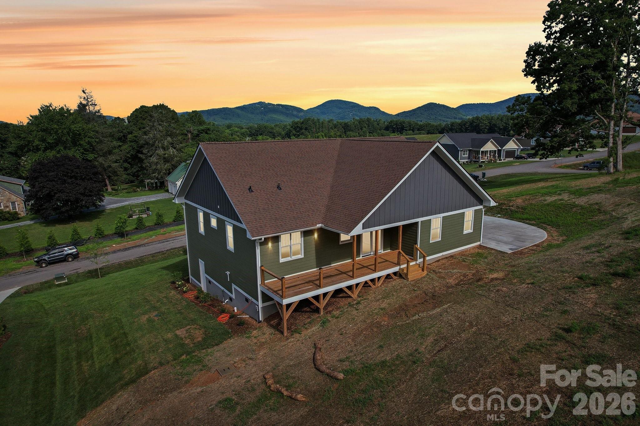 62 Maple Knoll Drive Hendersonville NC 28792