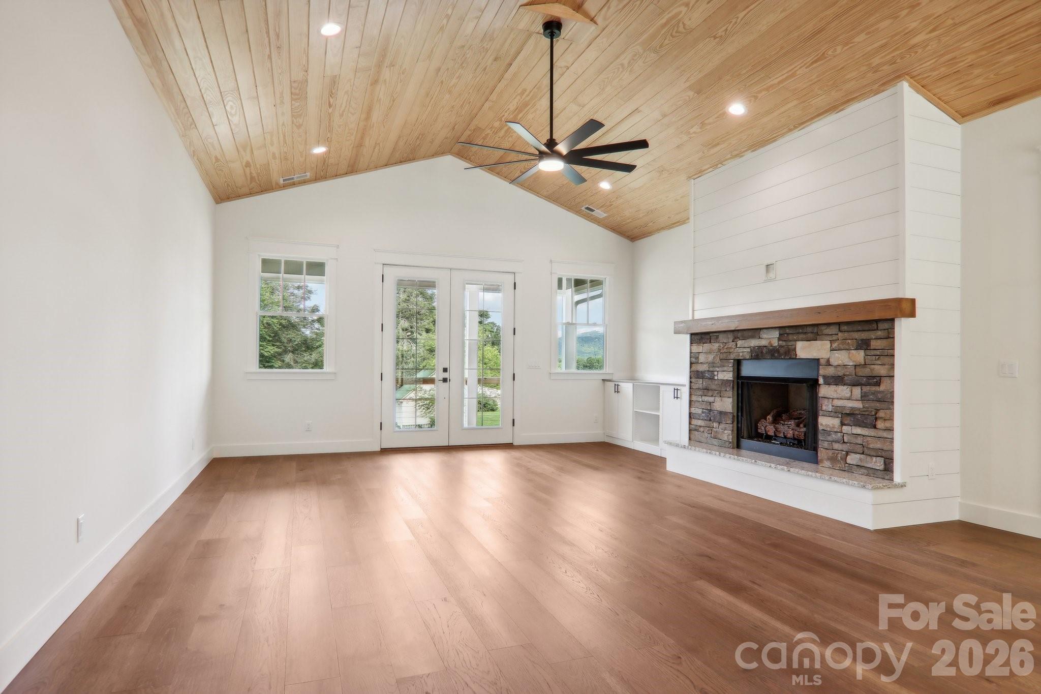 62 Maple Knoll Drive Hendersonville NC 28792