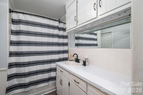 2173 Dale Avenue Lincolnton NC 28092