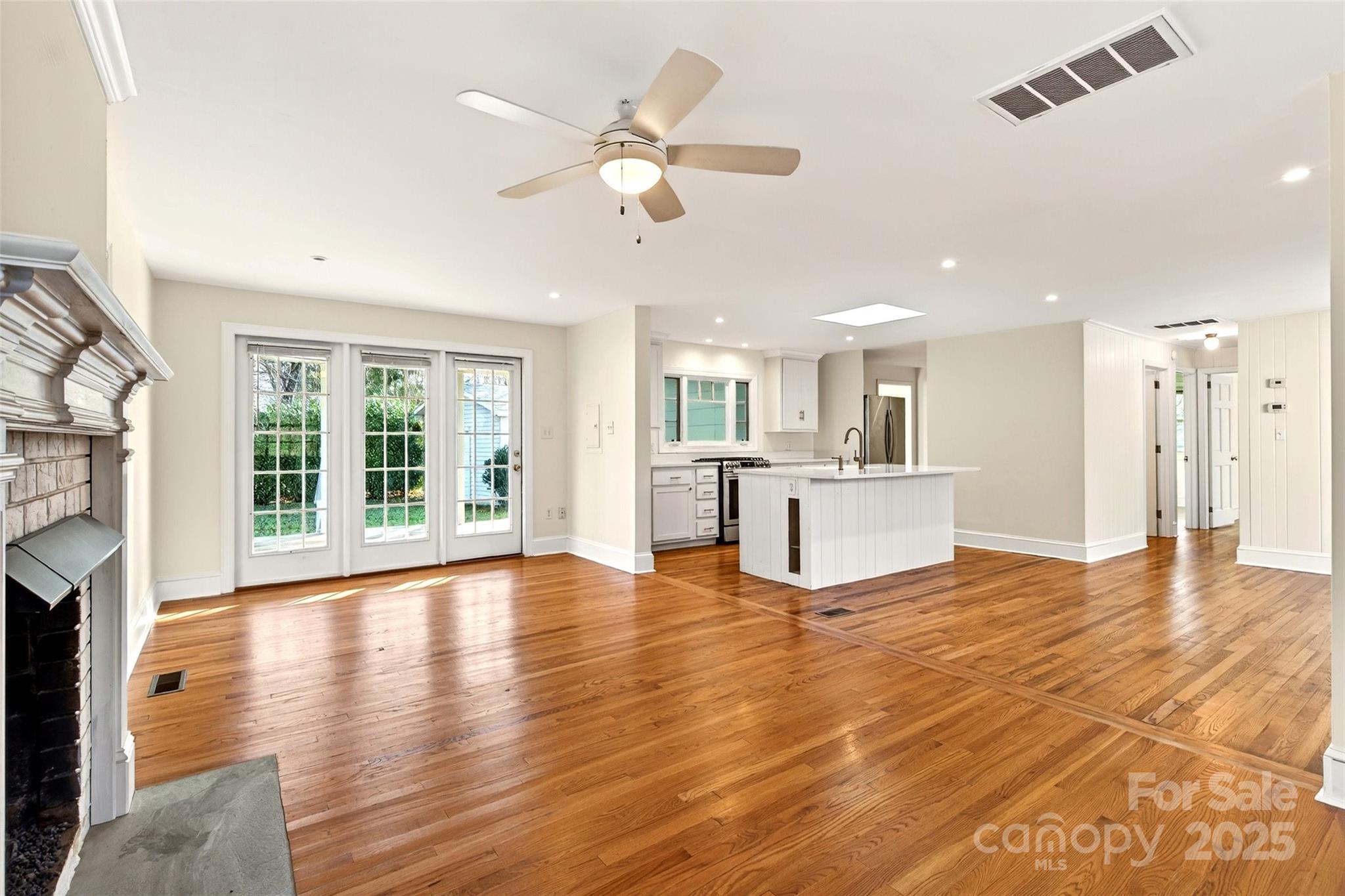 212 Vance Avenue Black Mountain NC 28711