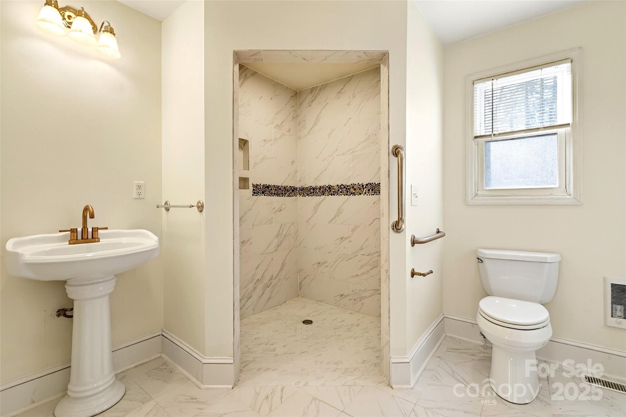 212 Vance Avenue Black Mountain NC 28711